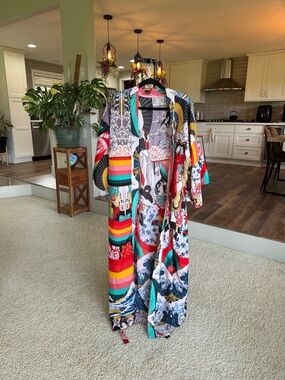 Amazon Multicolor Printed Kimono Tunic - Bold Graphic Pattern